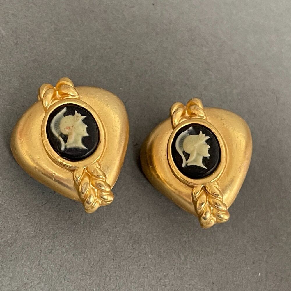 Vintage Jewelry Gold-tone Clasp Earrings Soldier Cameos